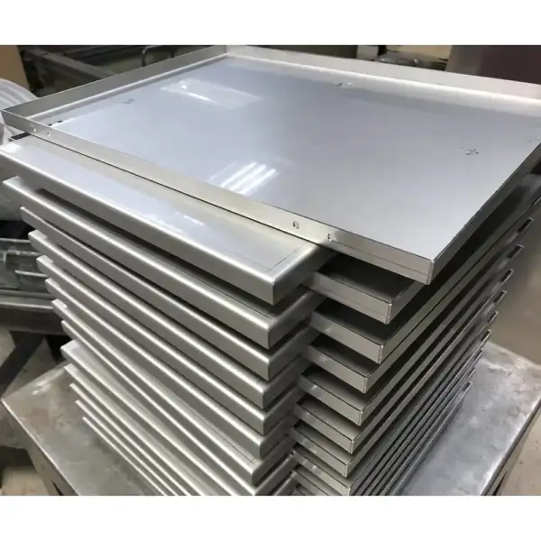 Fabricación a Medida de Chapas de Aluminio y Acero Inoxidable - Servicios de Doblado y Soldadura